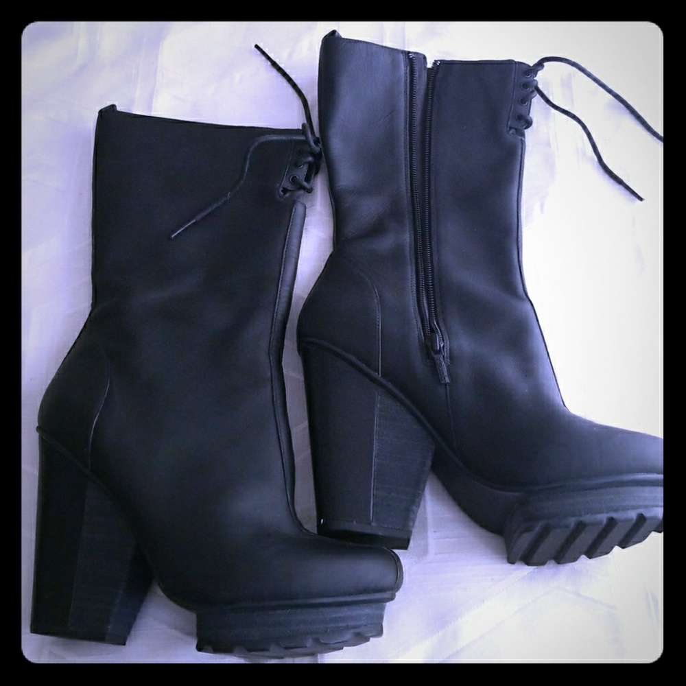 Blk boots